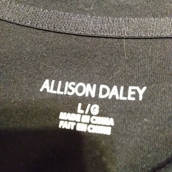 Allison Daley Top - Picture 4 of 5